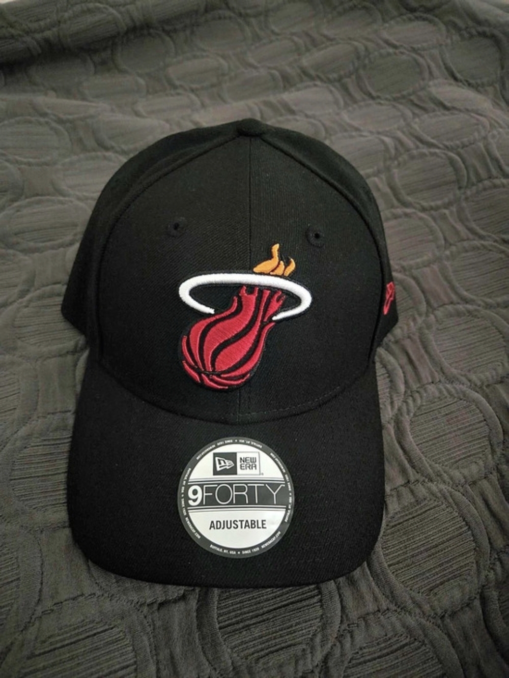 New Era Miami Heat The League 9FORTY Adjustable Cap Black & Red